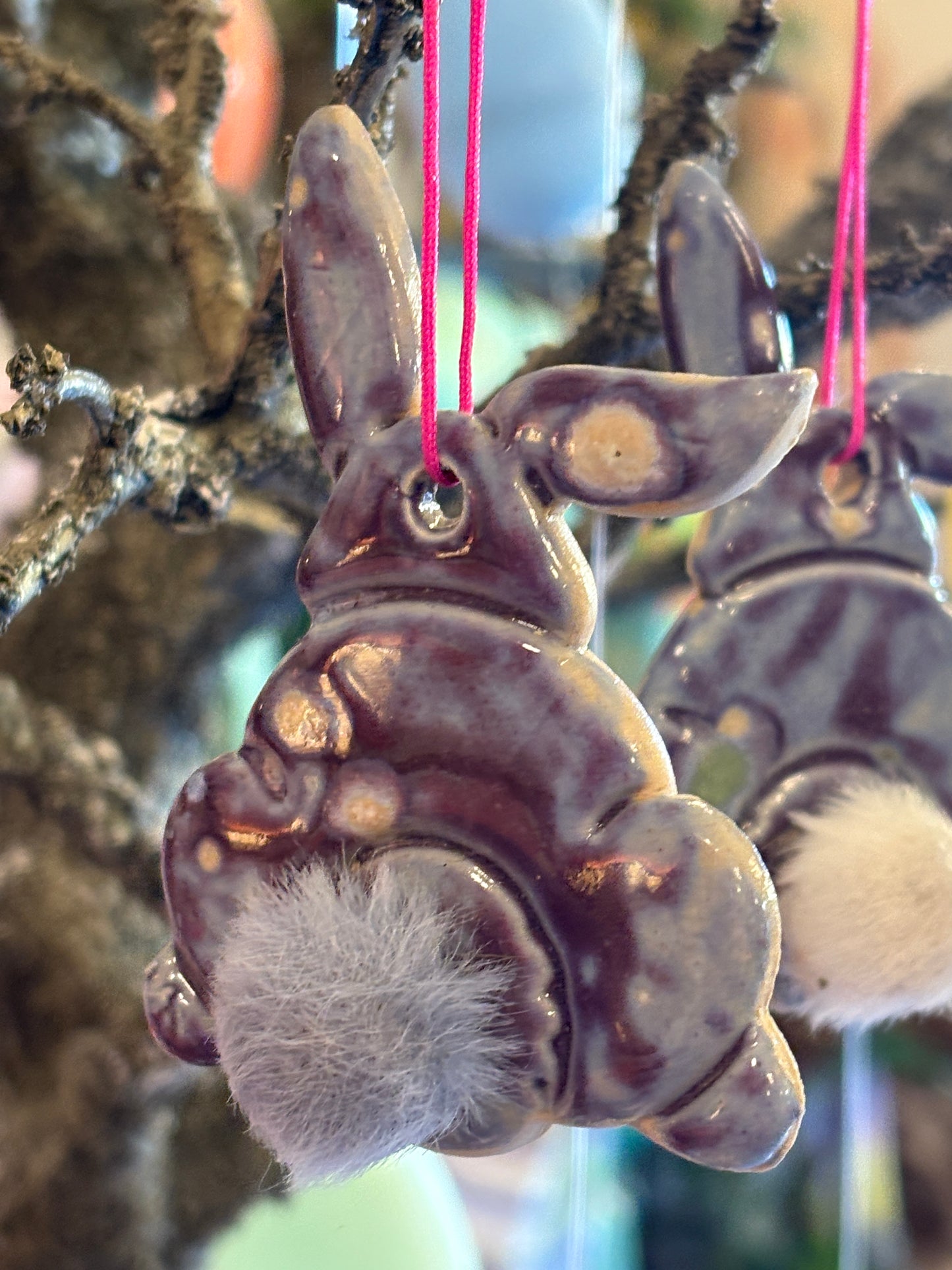 Håndlavet Keramik Hare med lilla Glasur