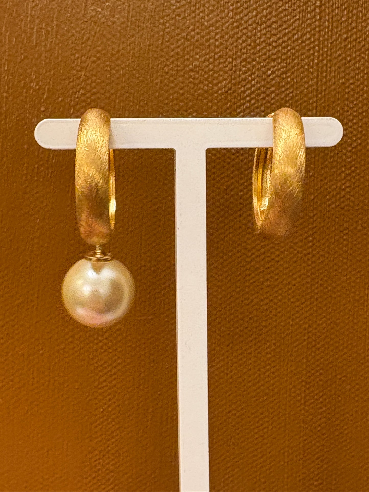 Mallorcanske perlevedhæng forgyldt top