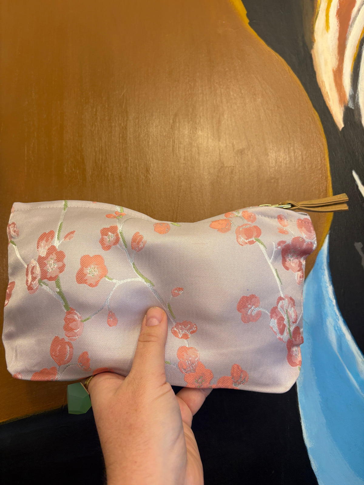Stor Clutch i lys lilla med orange små blomster | 27x18 cm