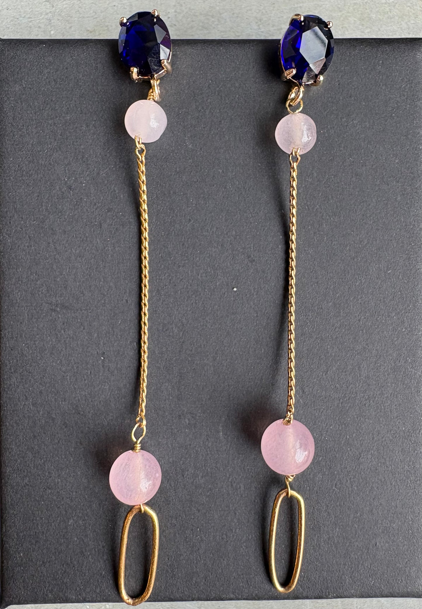 Øreringe med kæder og zirkoner