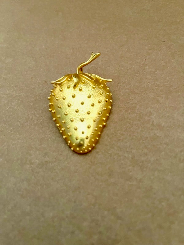 Jordbær broche