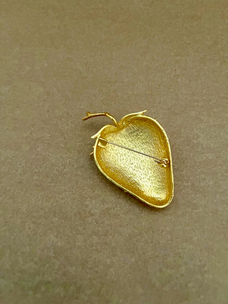 Jordbær broche
