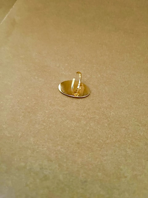 Oval ring