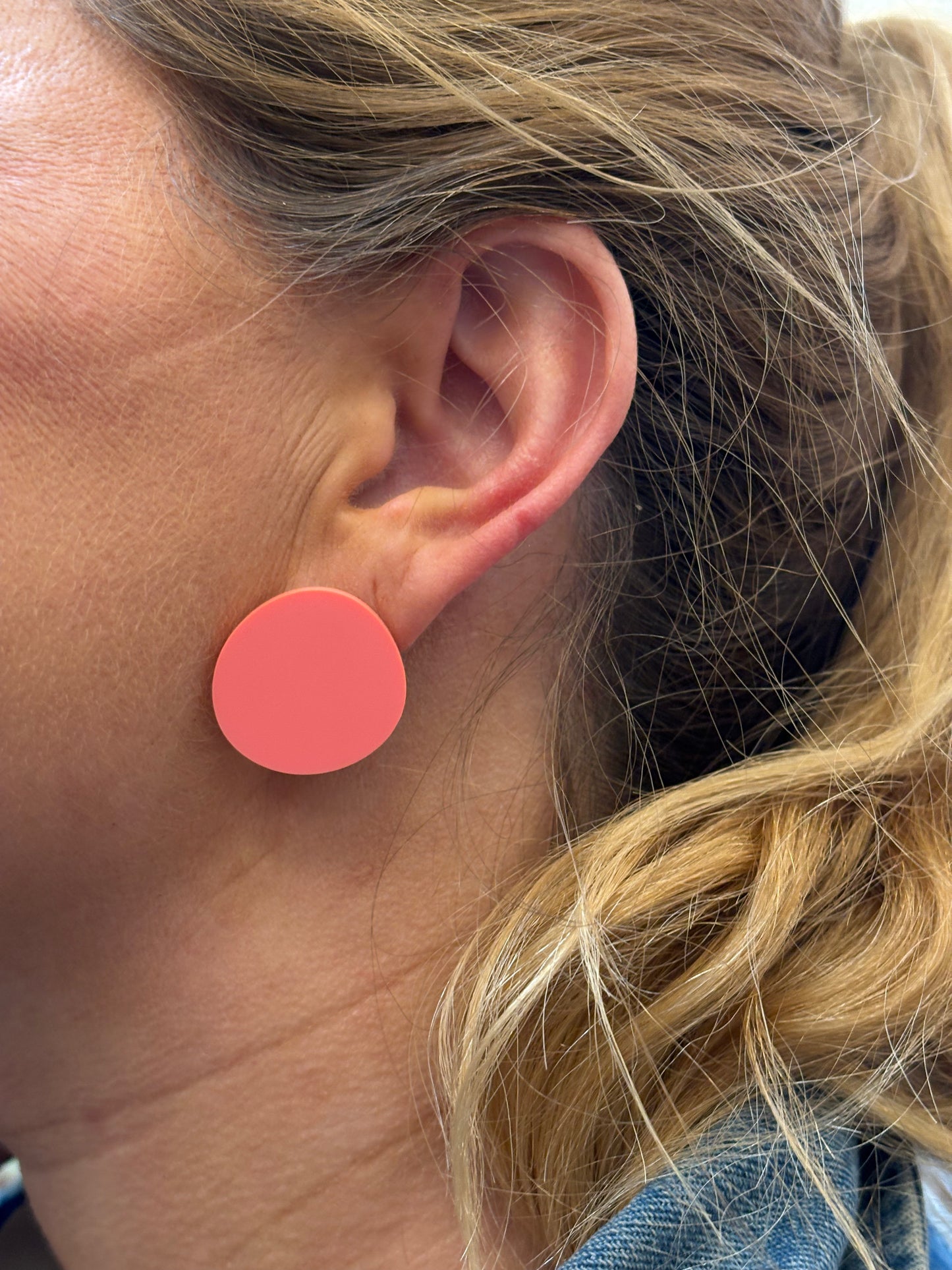 Store dots i pink