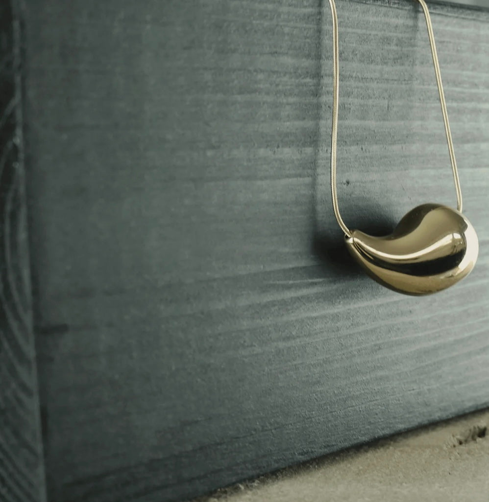 Halskæde med dråbeform