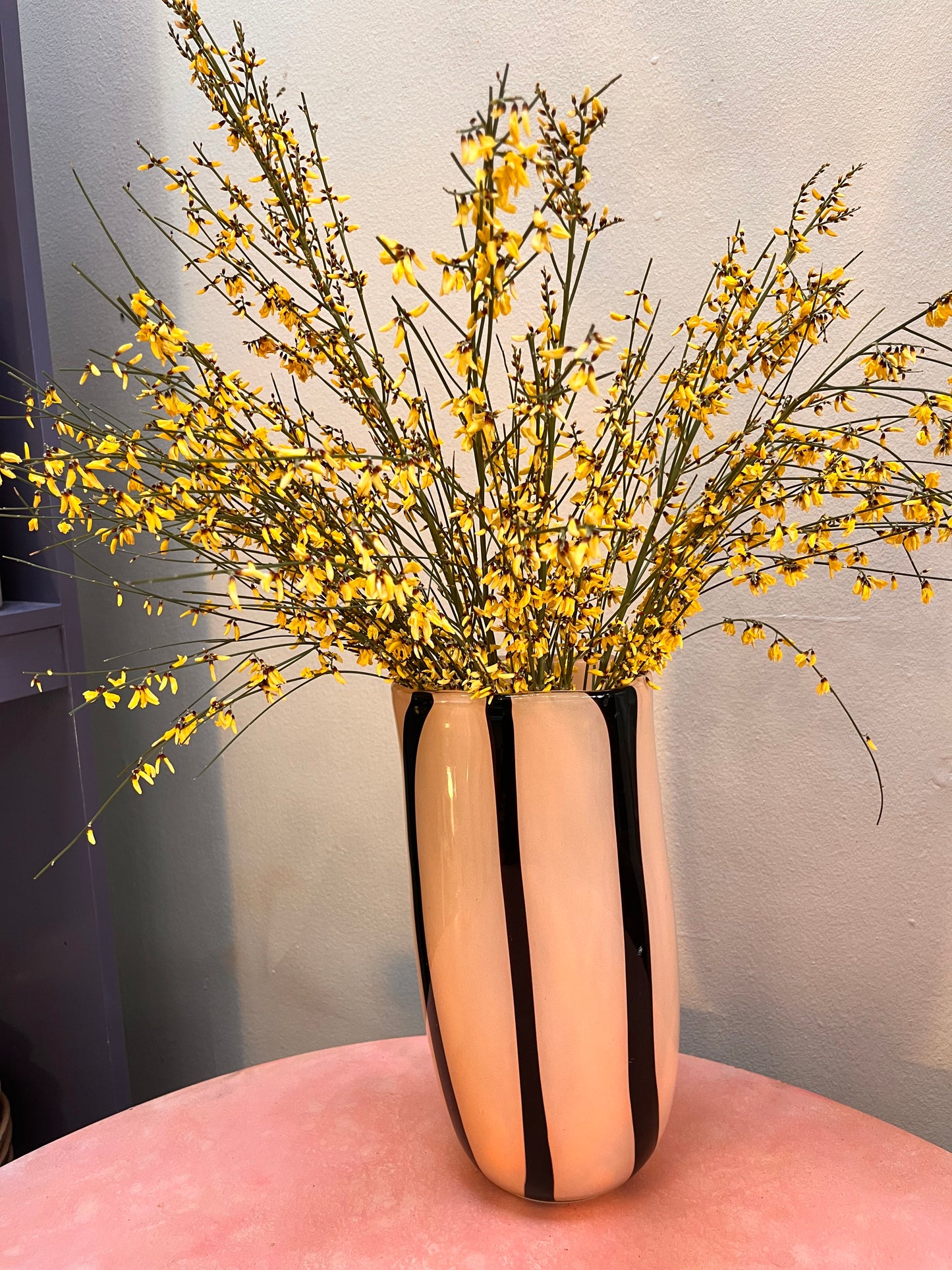 Stribet mundblæst vase