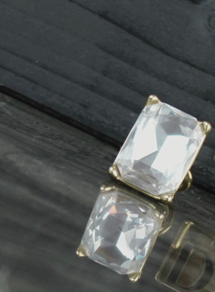 Statement ring med stor firkantet sten