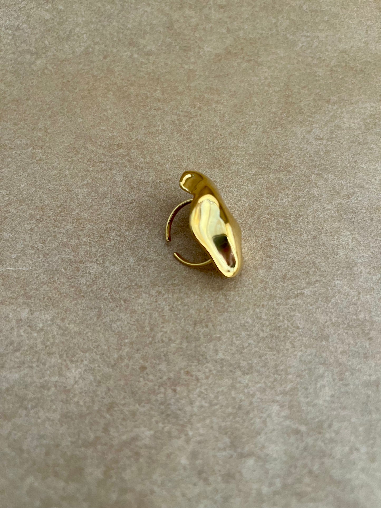 Håndlavet statement ring