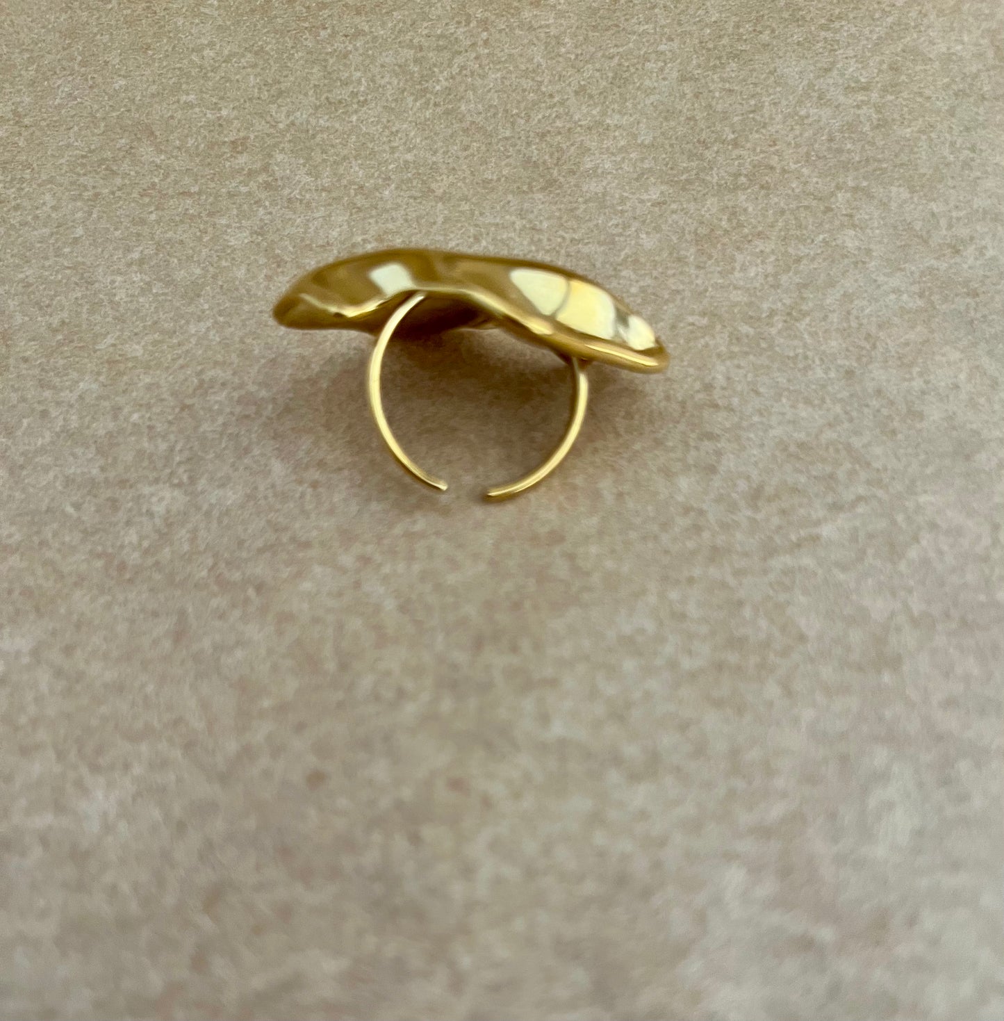 Håndlavet statement ring