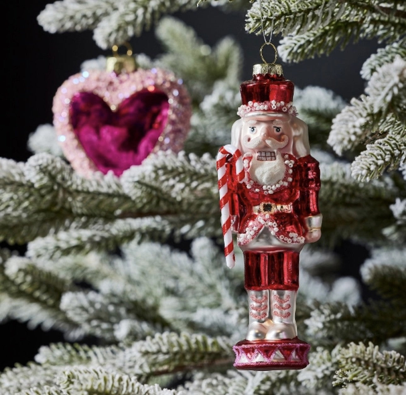 Nøddeknækker i glas til juletræet