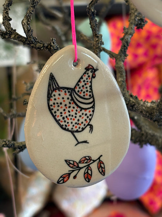 Håndlavede Påskeæg med Høne-Motiv