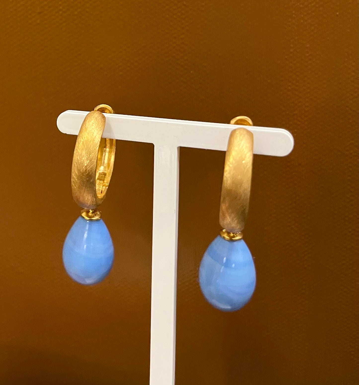 Lyseblå glasdråber forgyldt top 16x11 mm