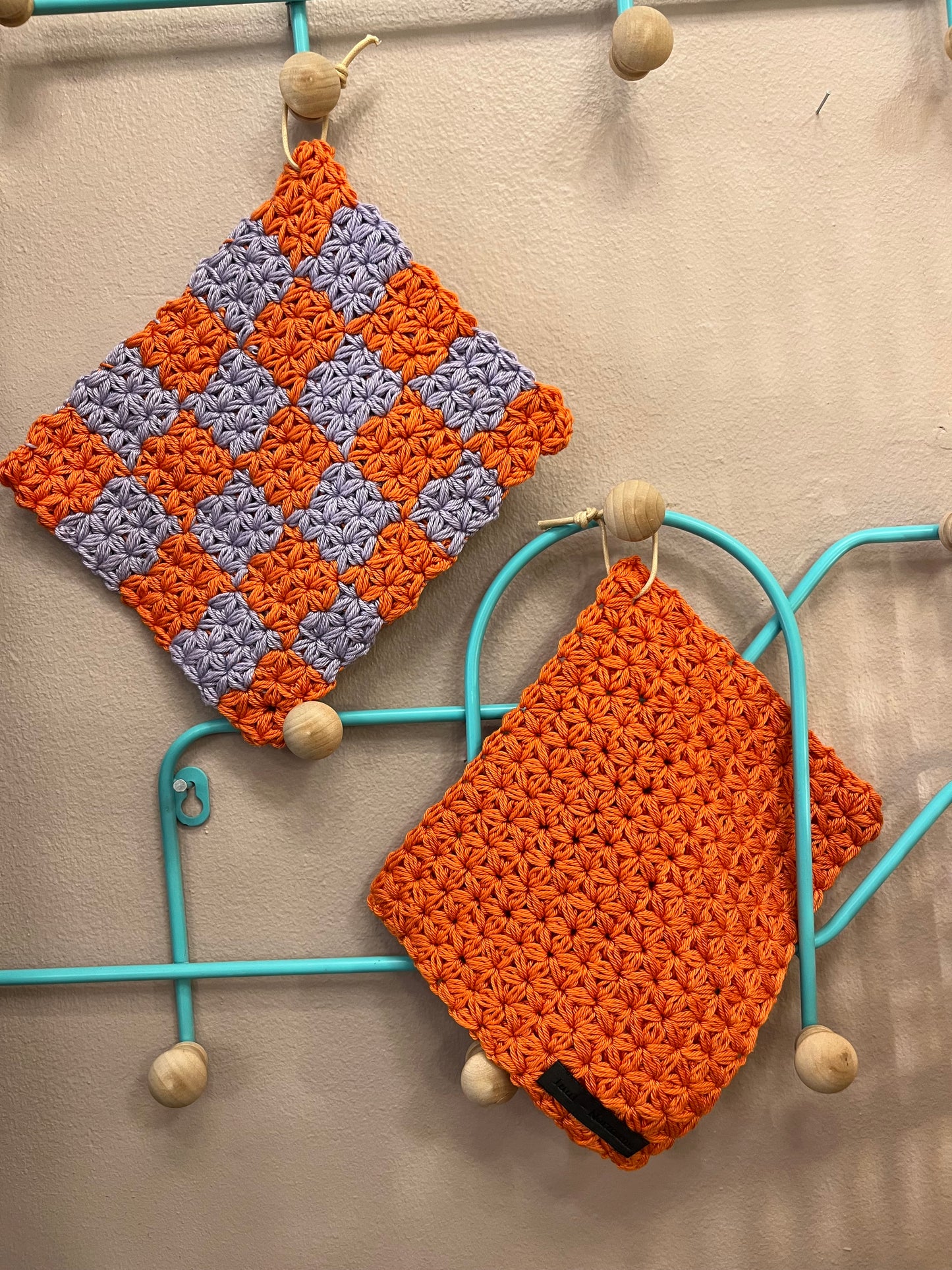 Grydelapper orange / lys lilla
