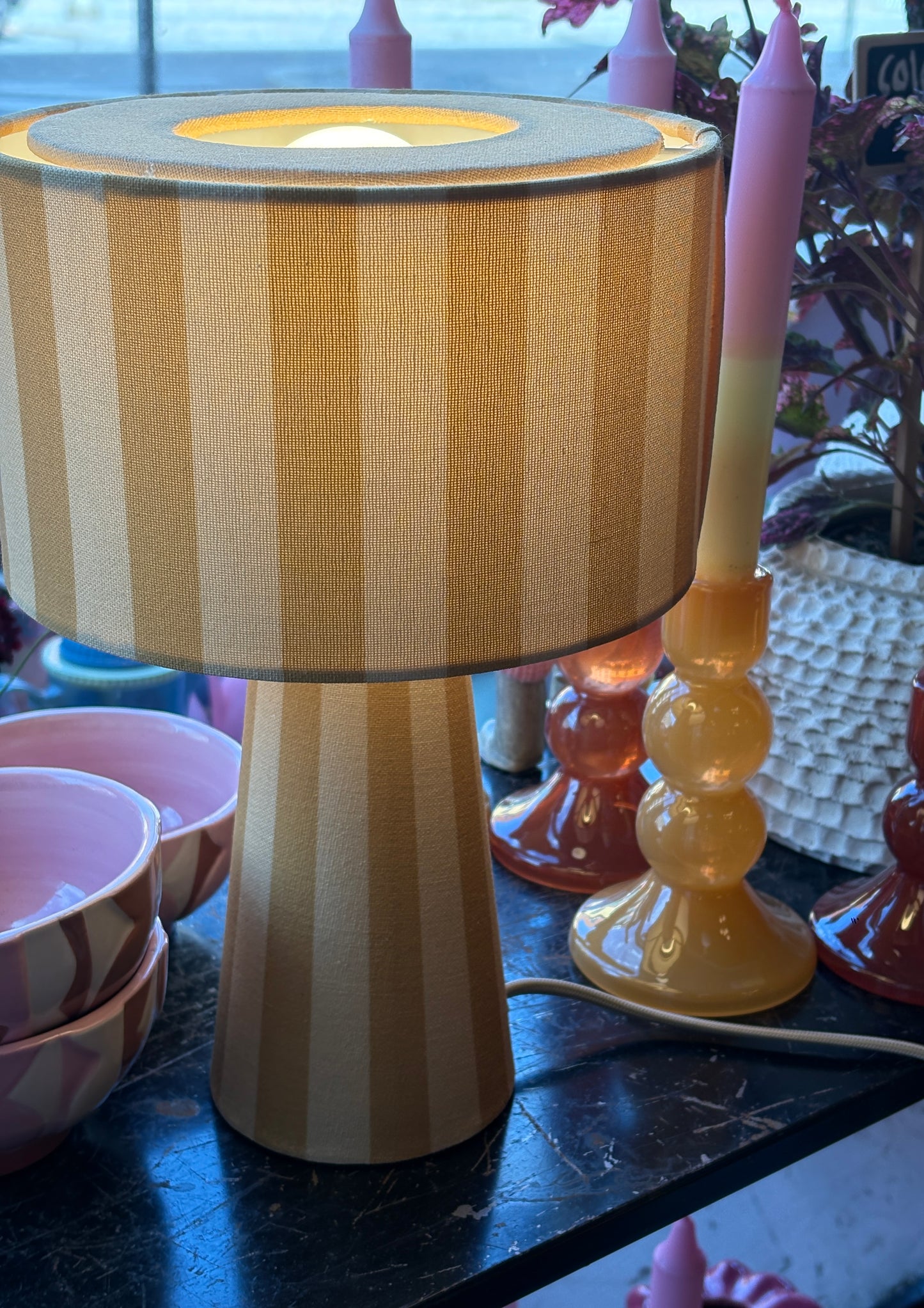 Bordlampe med striber