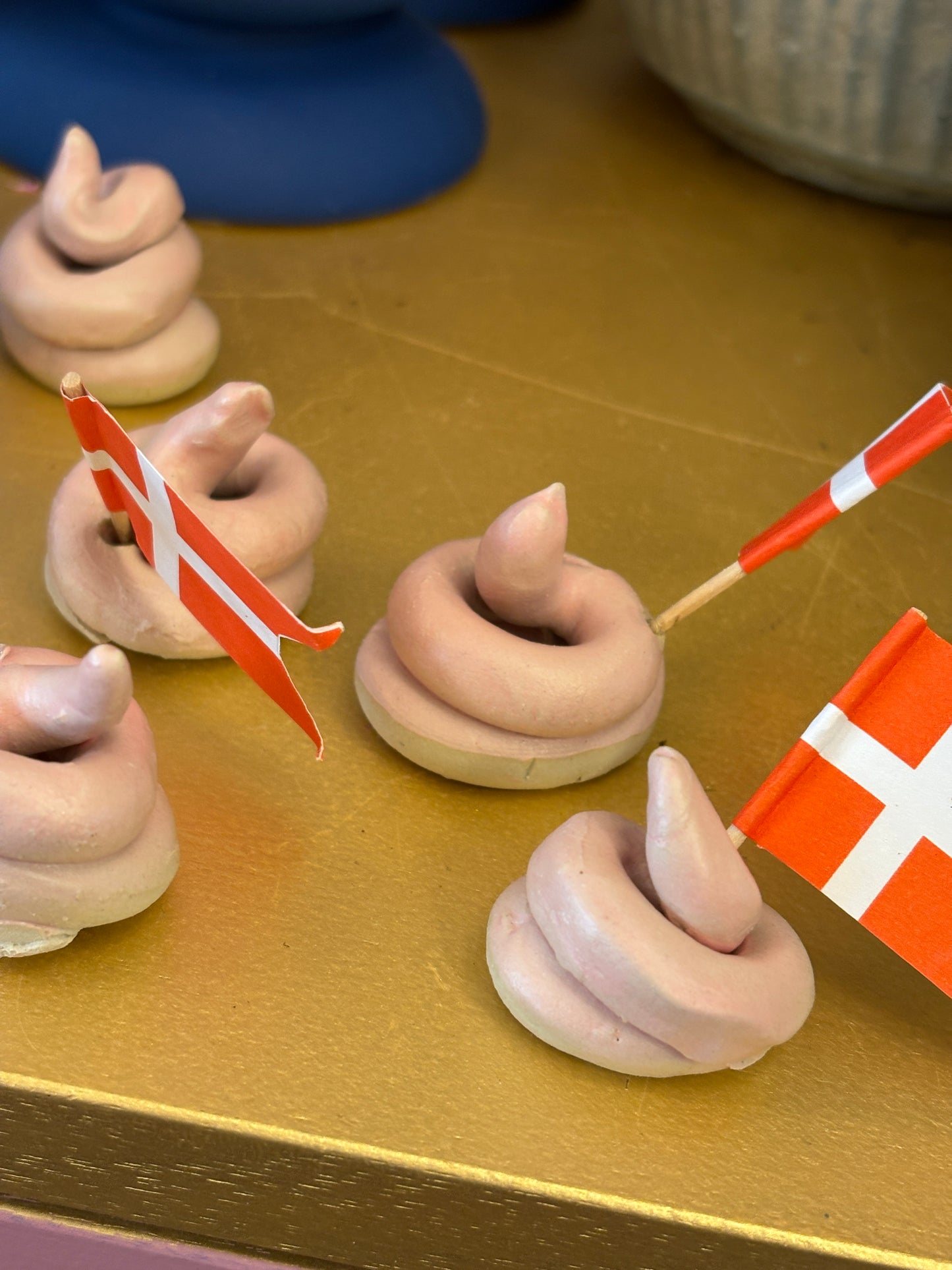 Keramik lort lyserød eller blå