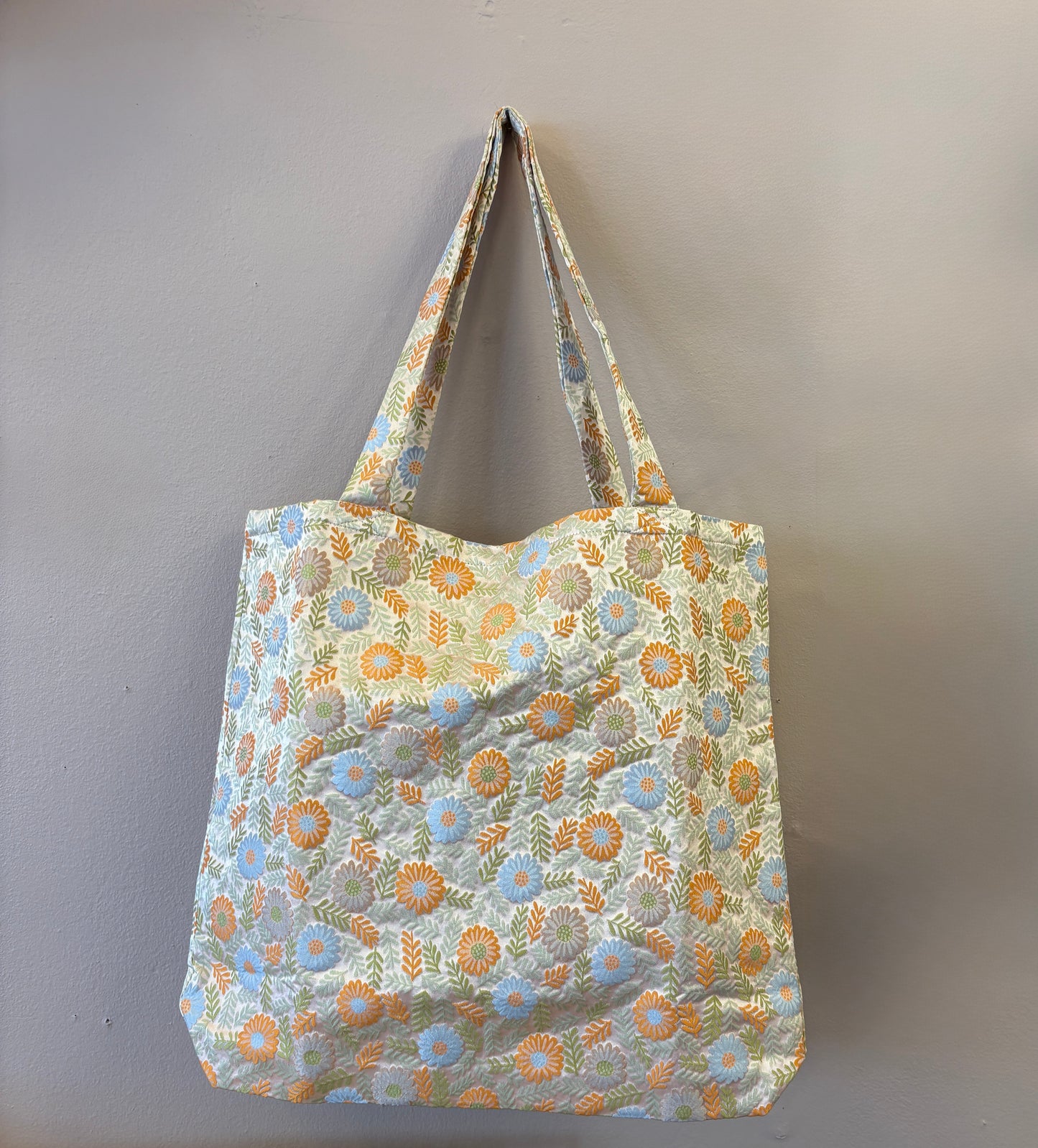 Skuldertaske i brokade restteksstil - med orange og blå blomster