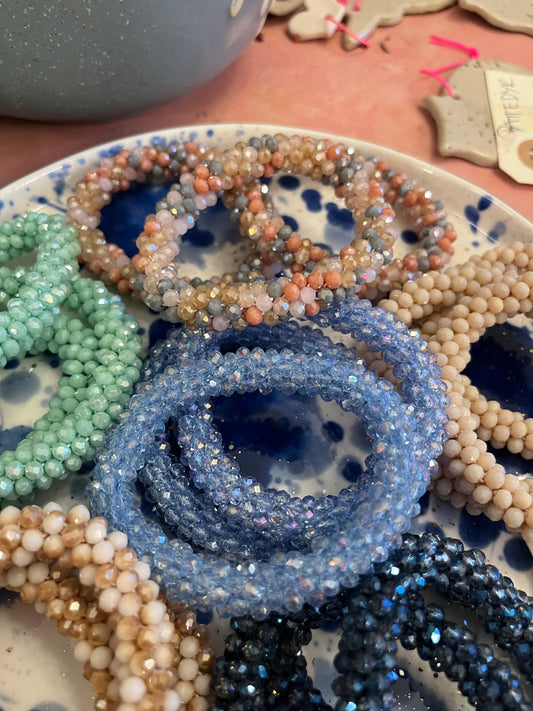 2 i 1 armbånd og hårelastik med krystalsten