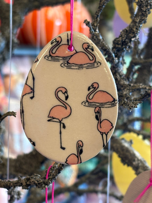 Håndlavede keramik påskeæg med flamingo eller tukan