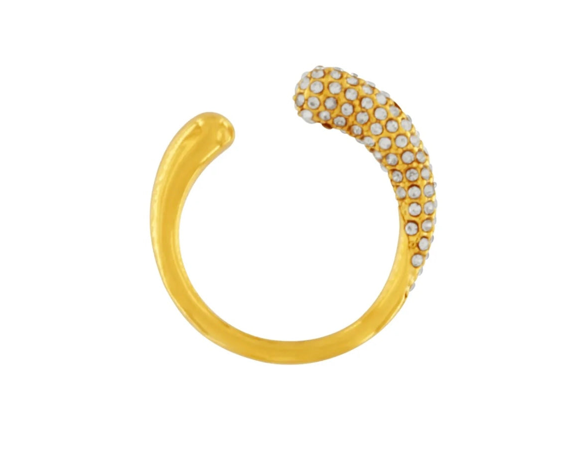Funklende og elegant ring – 18 karat vandfast forgyldning