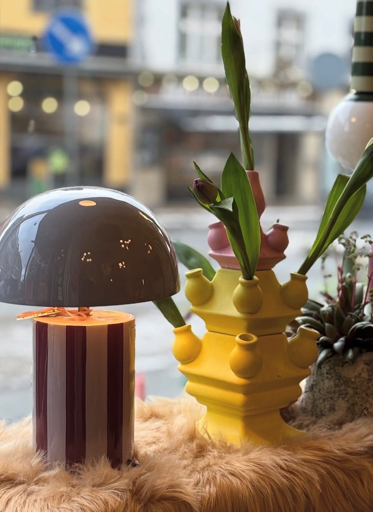 Bordlampe i Emalje - Lilla & Lavendel Striber 34 cm