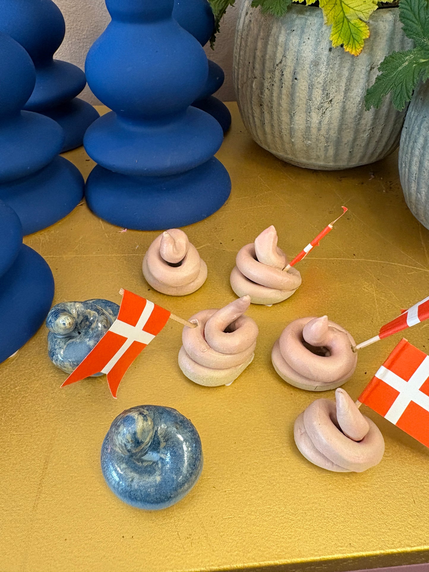 Keramik lort lyserød eller blå