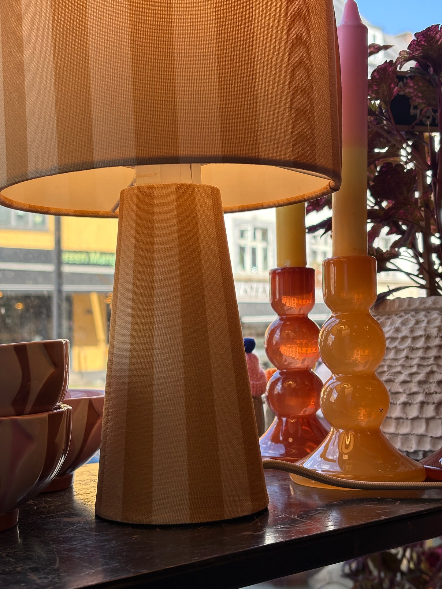 Bordlampe med striber