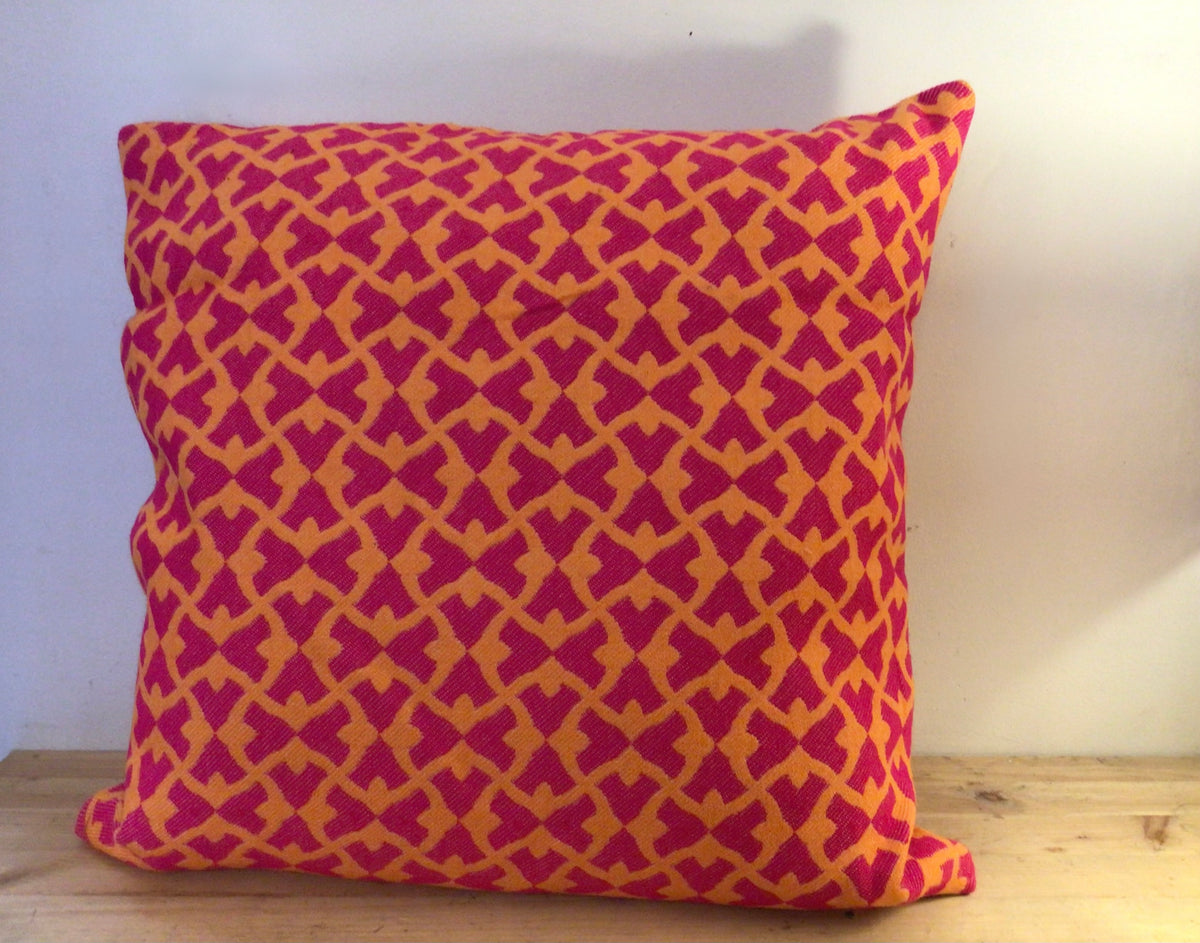 Pudebetræk 50x50 - I pink og orange