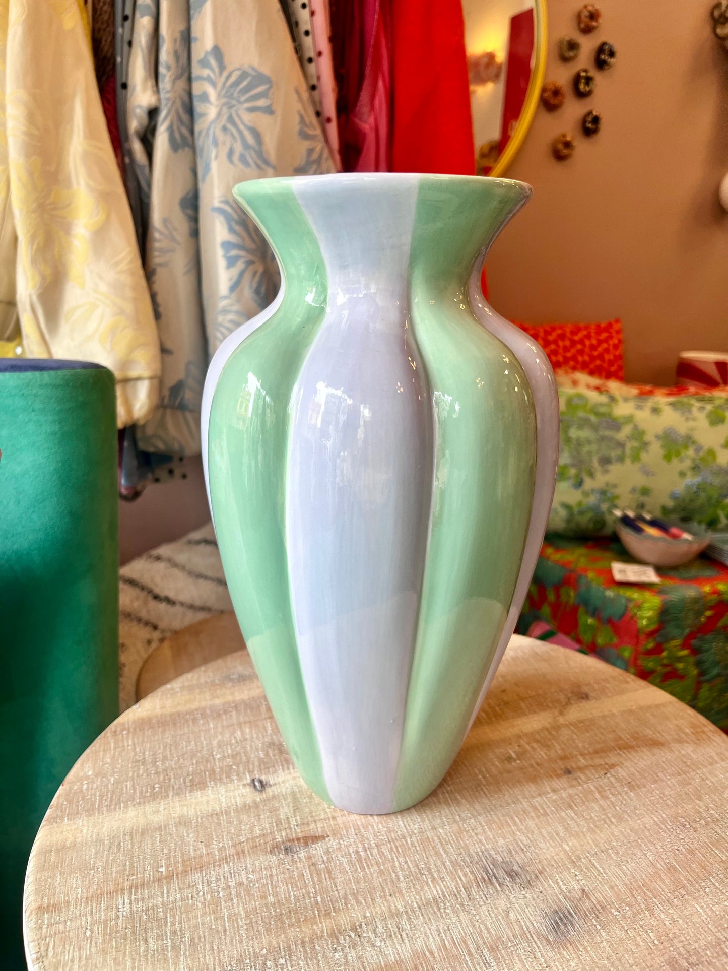 Keramikvase – Lys grøn & lilla