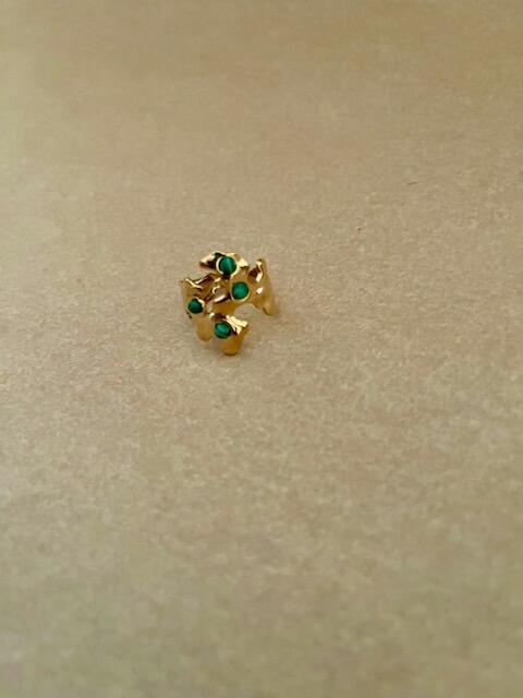 Statement ring med grønne sten