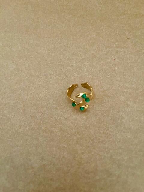 Statement ring med grønne sten