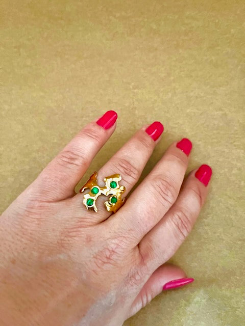 Statement ring med grønne sten