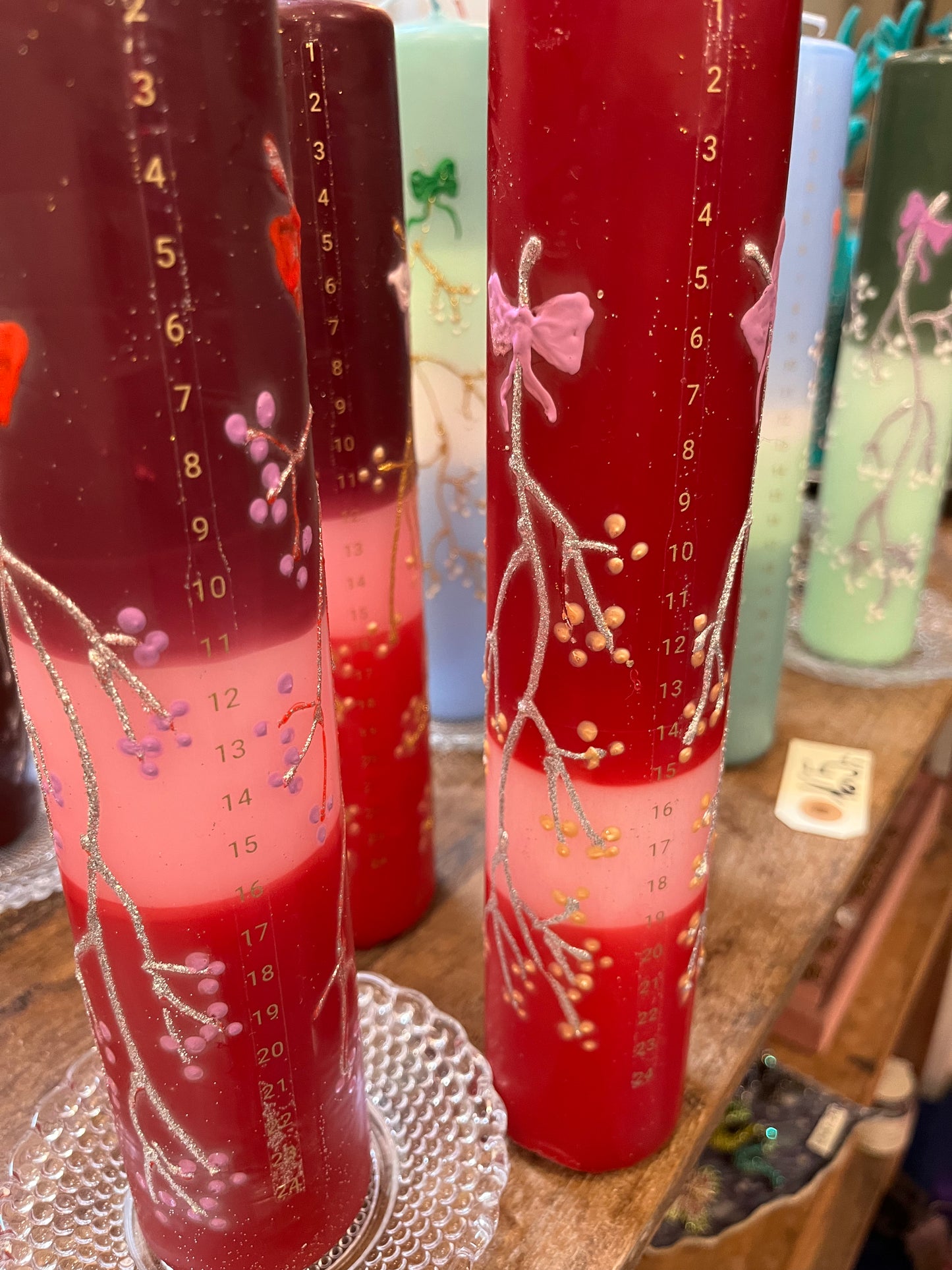 Kalenderlys bodaux, lyserød og klassisk rød