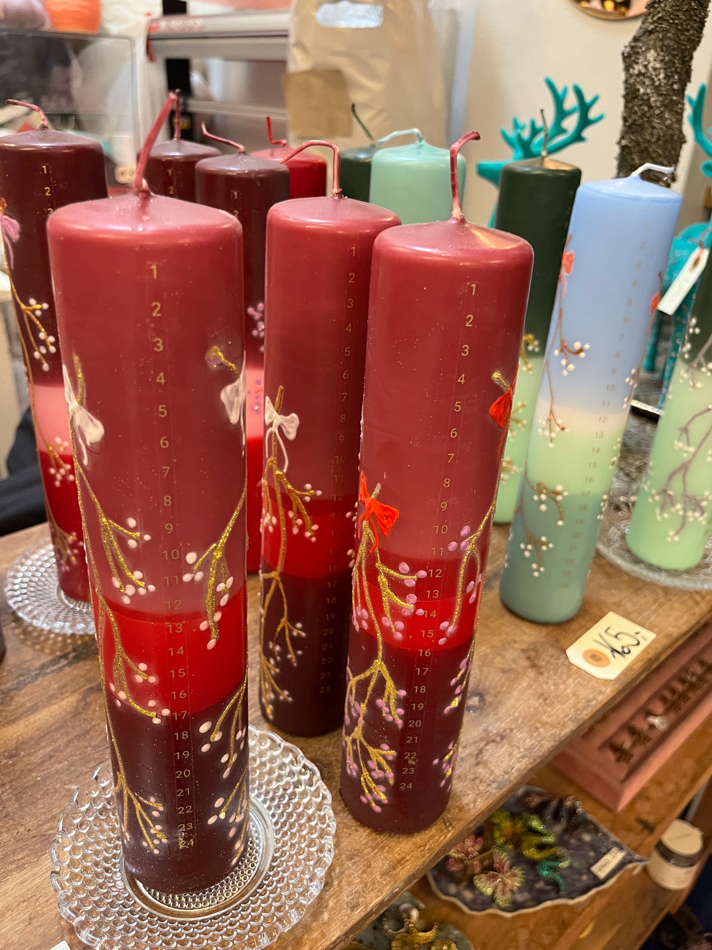 Kalenderlys rouge, klassisk rød og mørk bodaux