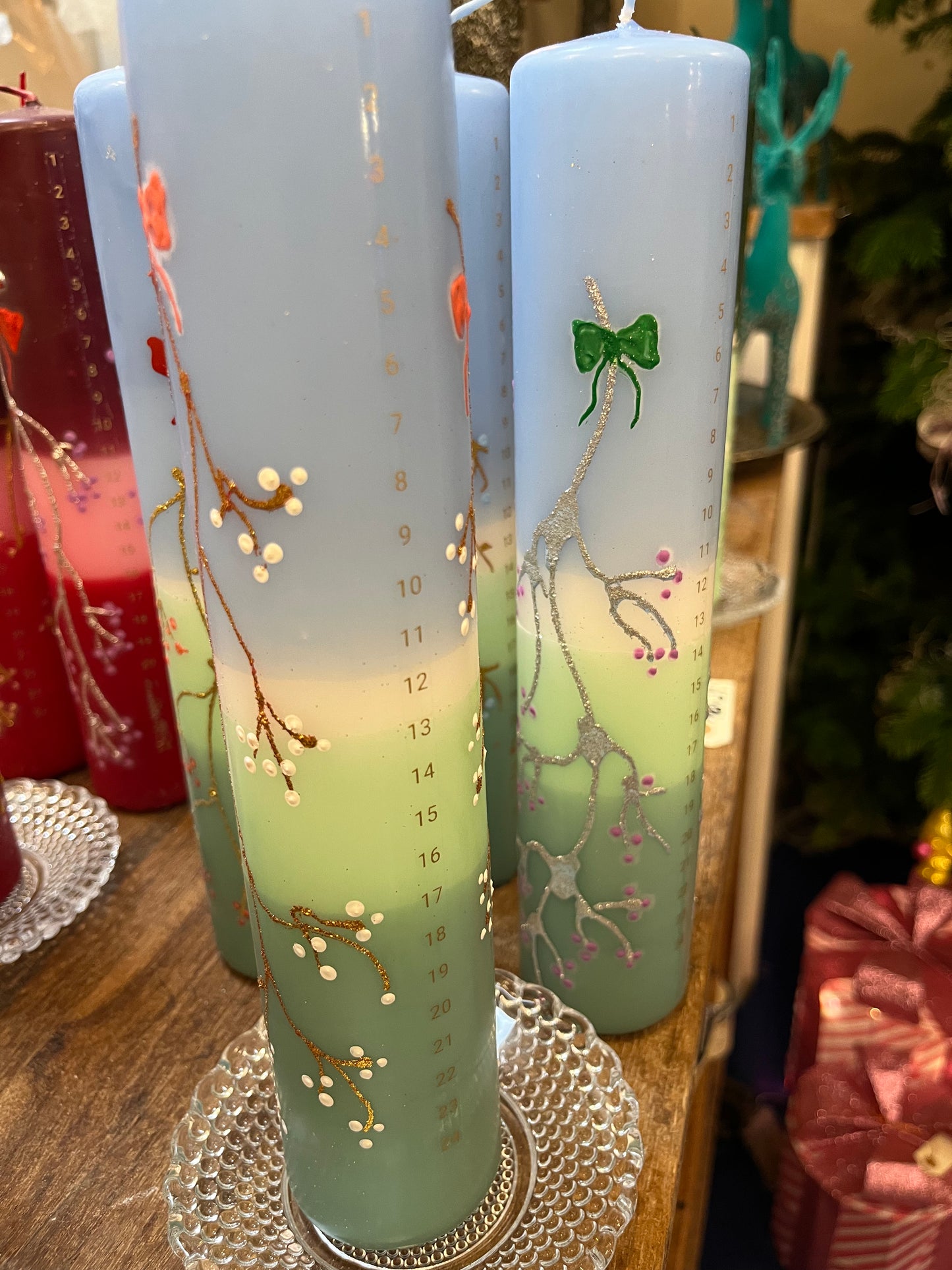 Kalenderlys lysblå, hvid, mintgrøn og støvet grøn