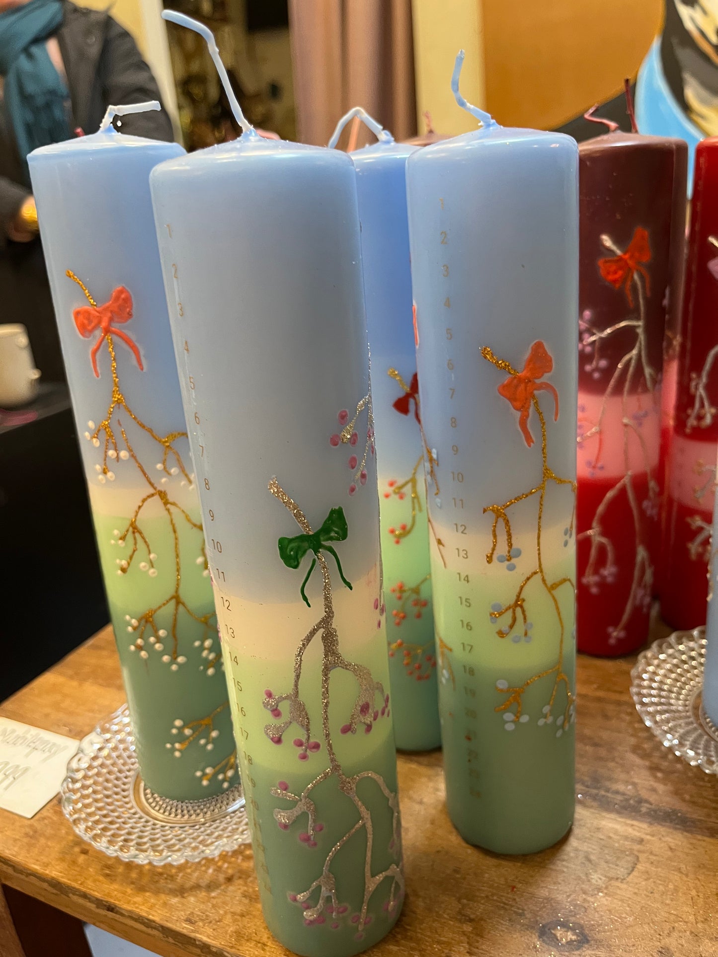 Kalenderlys lysblå, hvid, mintgrøn og støvet grøn