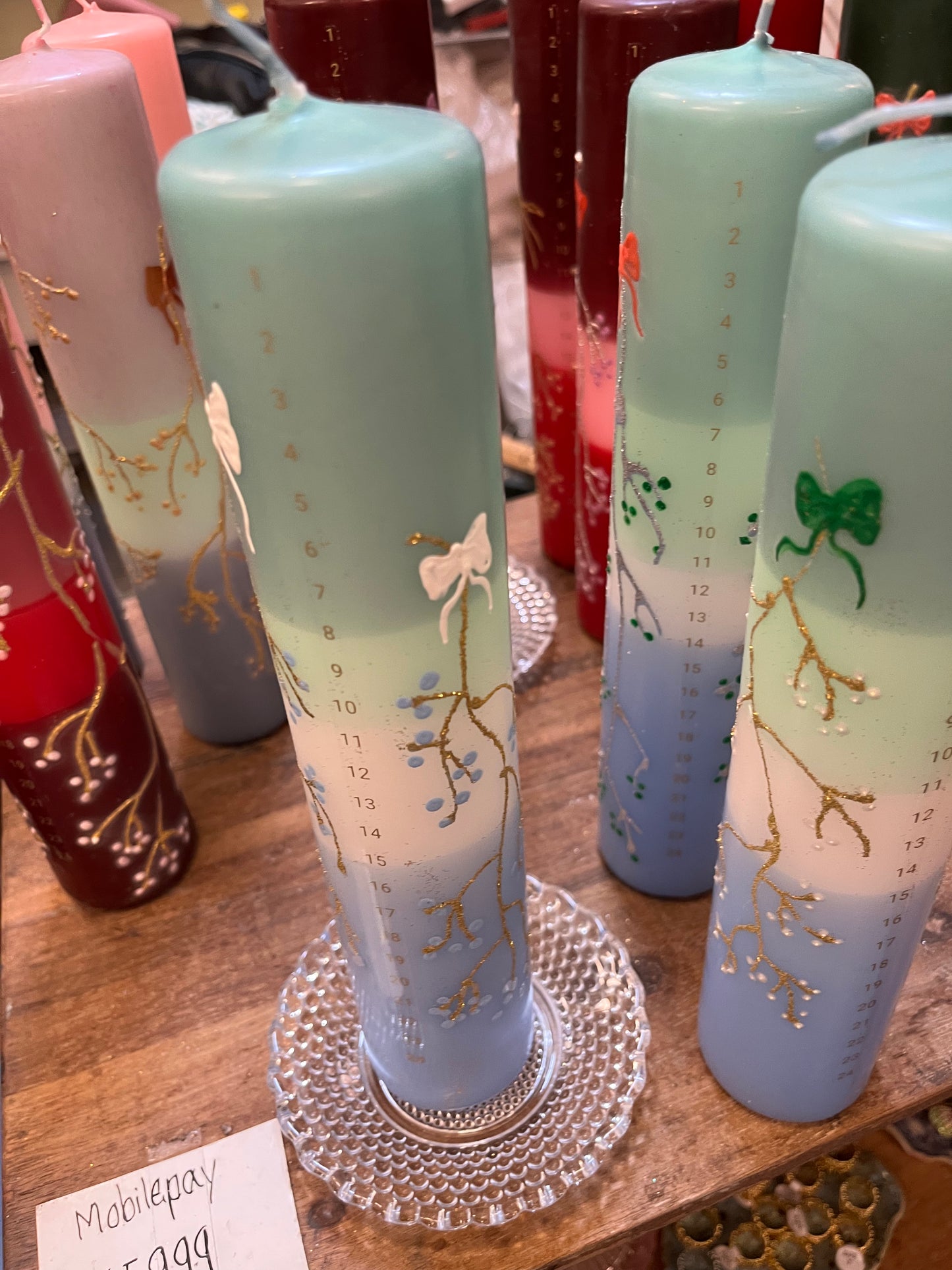 Kalenderlys støvet grøn, mintgrøn, hvid og lysblå