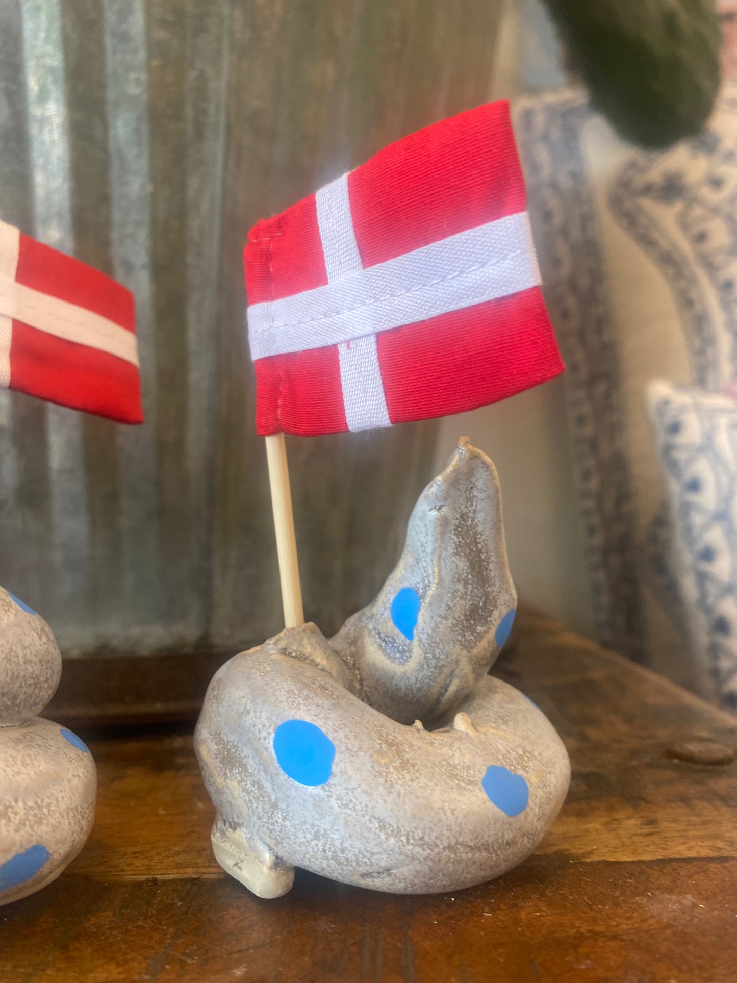 Lorteflag med blå prikker