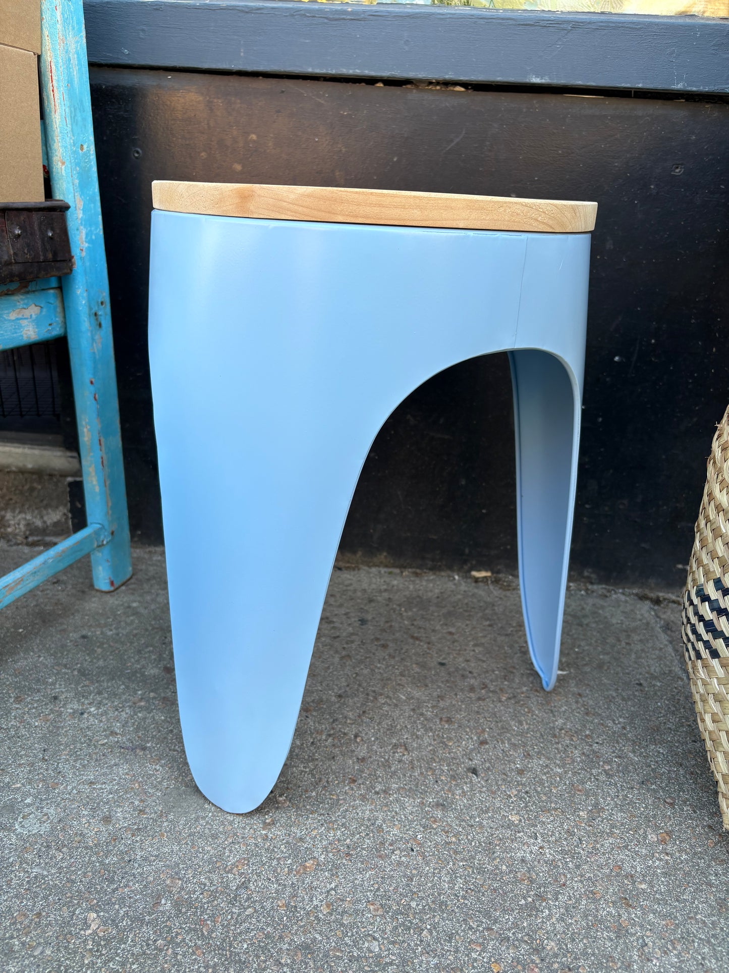 Sidebord/skammel størst