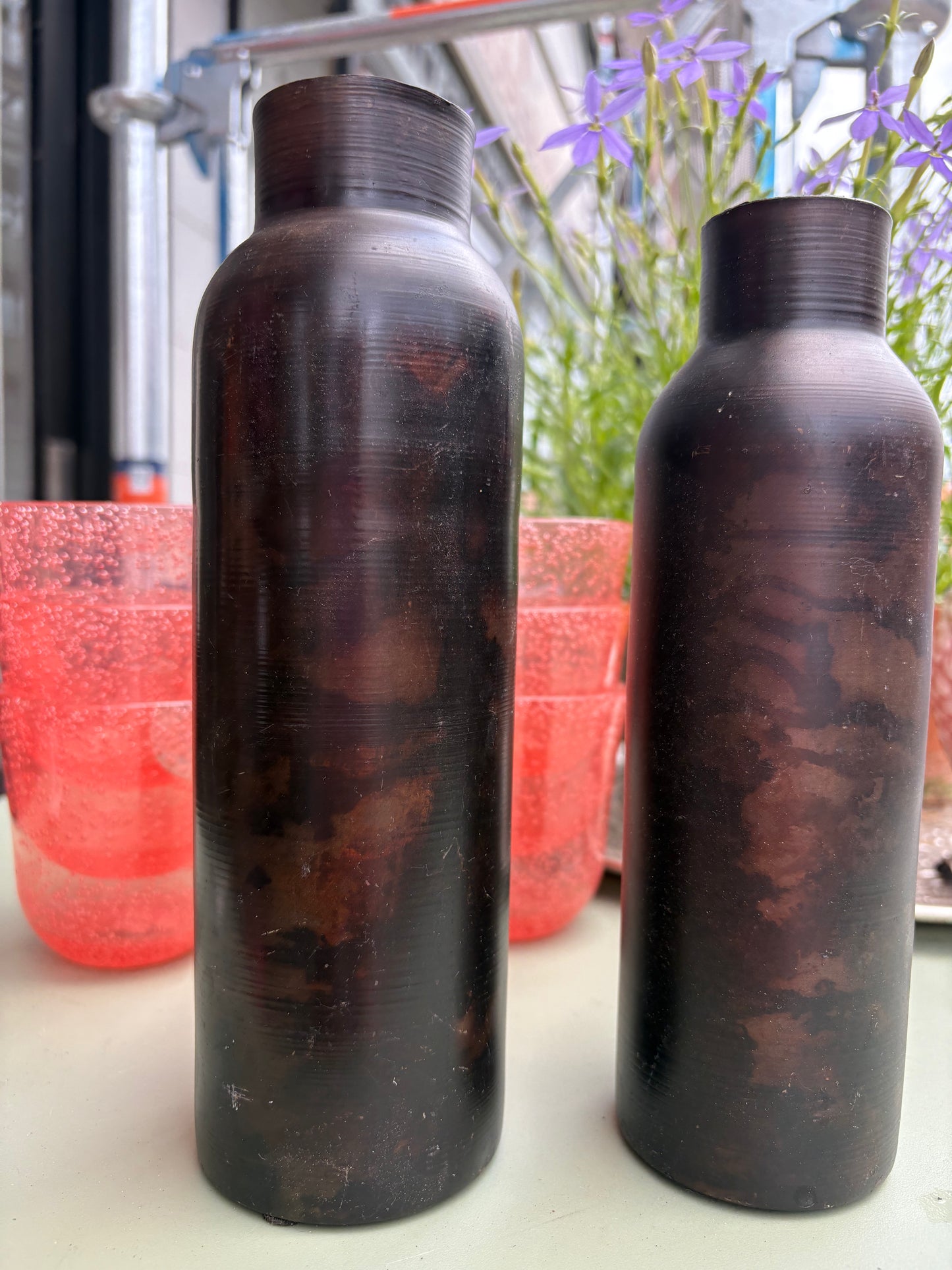 Vase i genanvendt jern