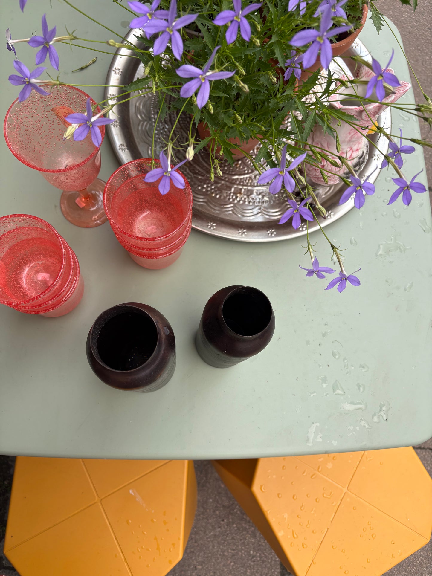 Vase i genanvendt jern