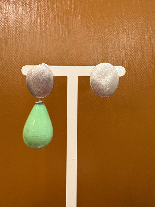 Ovale ørestikker i sølv