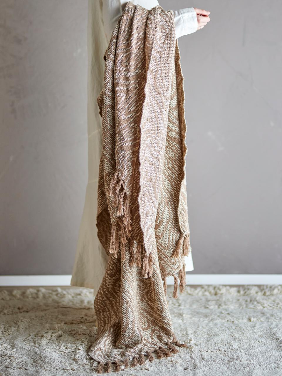 Plaid i brun og sandfarvet