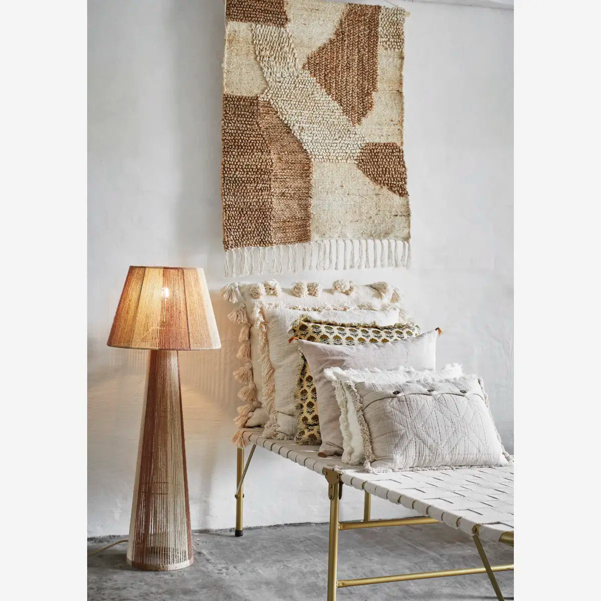 Gulvlampe i Jute garn